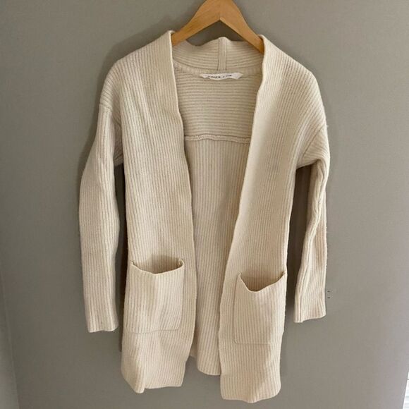 Athleta Wool and Cashmere Blend Ivory Ribbed Cardigan Sweater with pockets - Picture 1 of 5